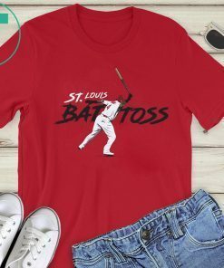 Yadi Molina Shirt - St. Louis Bat Toss - MLBPA