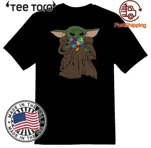 Yoda baby hugs Autism heart Tee Shirt