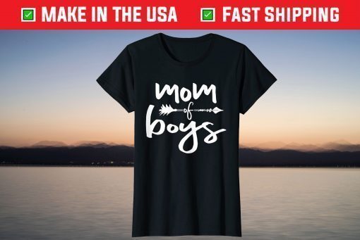 Mom of Boys Life Shirts for Women Cute Mothers Day T-Shirt