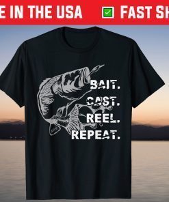 Bait Cast Reel Repeat Design Fahters Day Fishing Pole T-Shirt