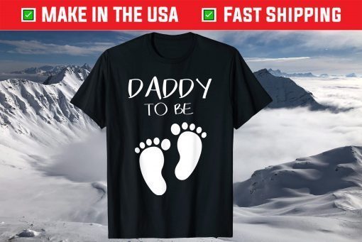 Daddy to Be Baby Footprint Soon to be Dad Fathers Day Classic T-Shirt