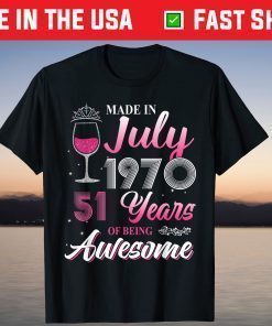 51st Birthday Floral Wine Pearl Queens Born In July 1970 T-Shirt