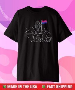 Astronaut Moon Bisexual Flag Space LGBTQ Gay Pride Ally Bi Gift T-Shirt