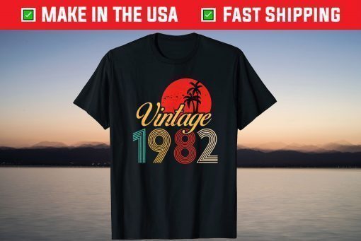 39 Year Old Vintage 1982 Limited Edition 39th Birthday Classic T-Shirt