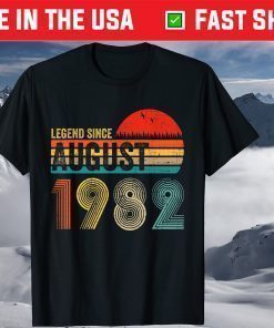 39 Years Old Retro Birthday Legend Since August 1982 T-Shirt