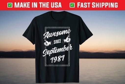 Awesome Since September 1981 40th Birthday 40 Years Old T-Shirt