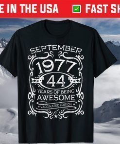 Birthday 44 Years Old Apparel Vintage September 1977 44th Birthday T-Shirt