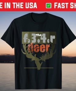 Hunting deer and watching Basketball T-Shirt