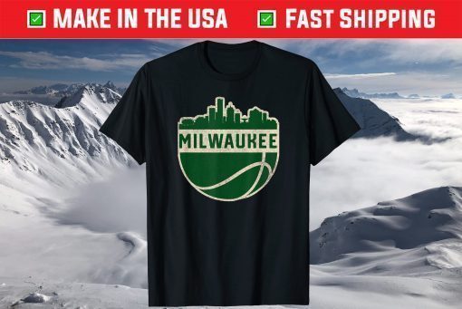 Vintage Milwaukee Wisconsin Cityscape Basketball T-Shirt