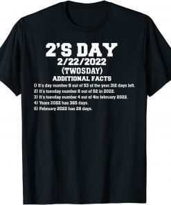 2'S Twosday 2022 - February 22.2022 Cute Twosday Teacher T-Shirt