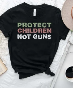 Protect Kids Not Guns, Stop School Shooting, Pro Life ,Gun Reform Now T-Shirt