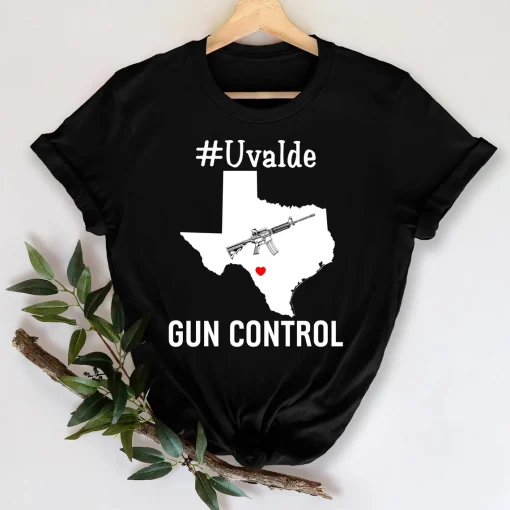 Uvalde Gun Control Now, Pray For Texas T-Shirt