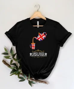 1952-2022 Platinum Jubilee, Queen Elizabeth's Platinum Jubilee Tee Shirt