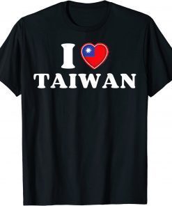 Taiwanese Flag Heart I Love Taiwan Heart I Stand with Taiwan T-Shirt