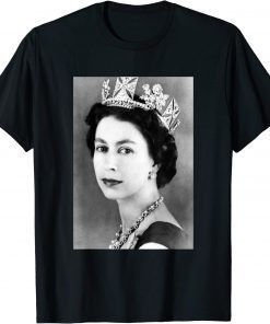 Elizabeth England Queen of England 1926-2022 T-Shirt