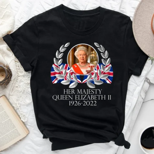 Her Majesty Queen Elizabeth II 1926-2022 T-Shirt