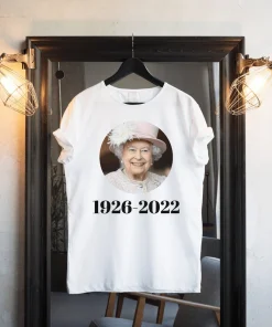 Her Majesty the Queen Elizabeth II 1926-2022 T-Shirt