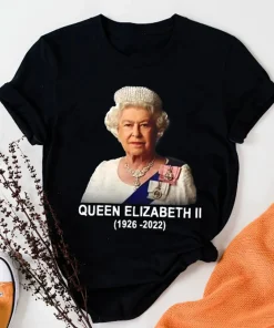 Pray For Queen Elizabeth II 1926-2022 T-Shirt