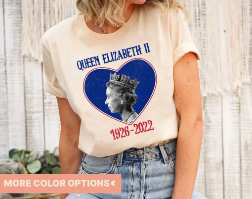 Queen Elizabeth Death 1926-2022 The Queen Rest In Peace Majesty T-Shirt