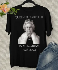 Queen Elizabeth II 1926 2022 RIP Queen Elizabeth T-Shirt