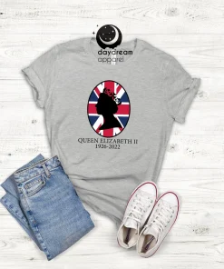 Queen Elizabeth II 1926-2022 United Kingdom T-Shirt