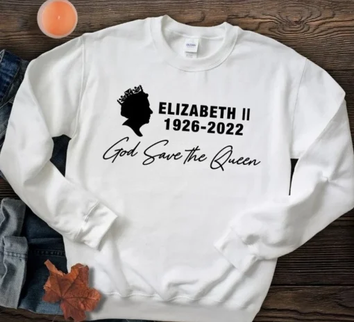 R.I.P Queen Elizabeth ll 1926-2022 God Save The Queen T-Shirt