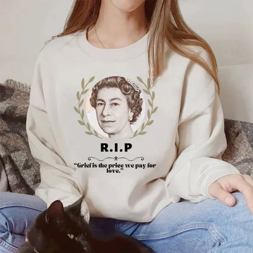 RIP Majesty The Queen Rest In Peace Elizabeth II 1926-2022 T-Shirt