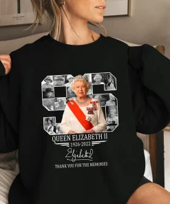 RIP Queen Elizabeth 96 Years Tribute The Queen Rest In Peace Majesty T-Shirt