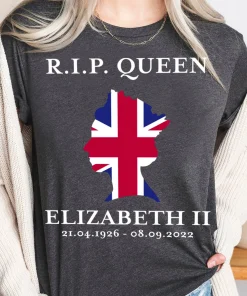 RIP Queen Elizabeth II 1926-2022 British Flag T-Shirt