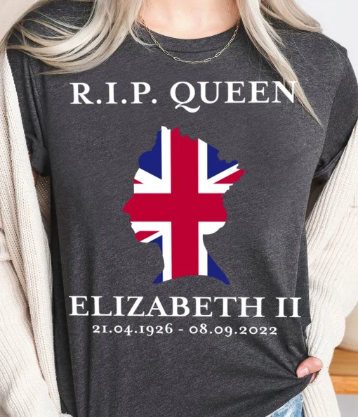 RIP Queen Elizabeth II 1926-2022 British Flag T-Shirt