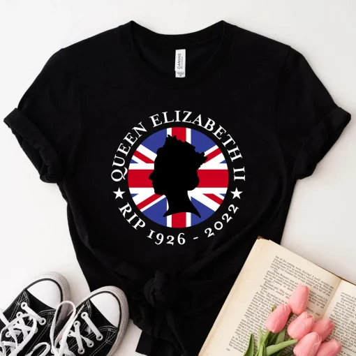 RIP Queen Elizabeth II 1926-2022 Rest In Peace Elizabeth T-Shirt