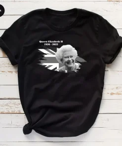 RIP Queen Elizabeth II Rest In Peace 1926-2022 T-Shirt