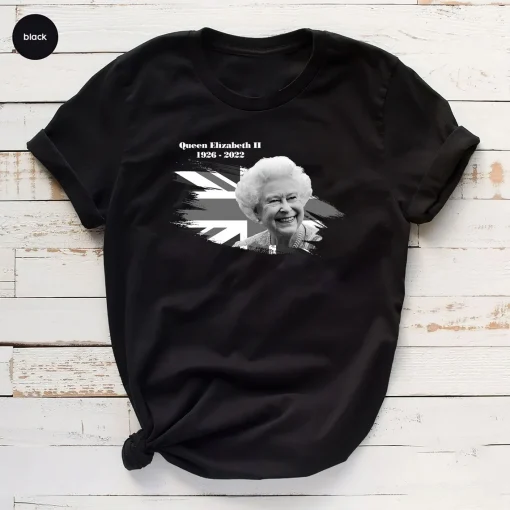 RIP Queen Elizabeth II Rest In Peace 1926-2022 T-Shirt