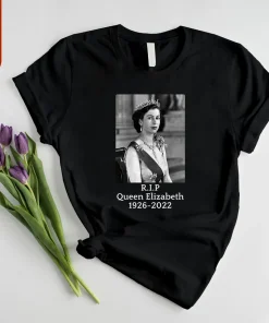 RIP Queen Elizabeth II Rest In Peace Her Majesty Commemorative T-Shirt