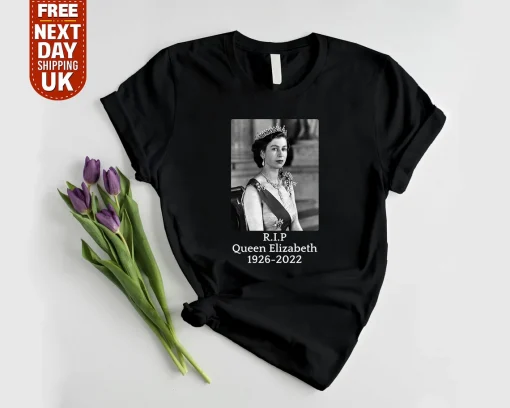 RIP Queen Elizabeth II Rest In Peace Her Majesty Commemorative T-Shirt