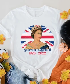 RIP Queen Elizabeth RIP Majesty The Queen 1926-2022 T-Shirt