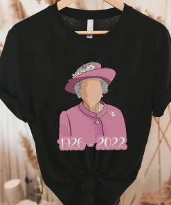 RIP Queen Elizabeth ll 1926-2022 The Queen Rest In Peace Majesty T-Shirt