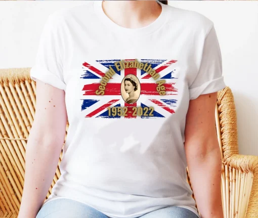 Second Elizabethen Age RIP Queen Elizabeth 1926-2022 T-Shirt