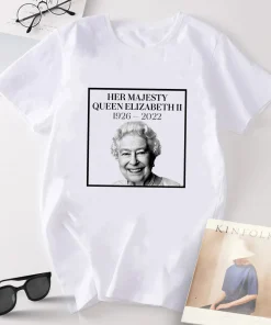 Thank You For Memmories 1926 -2022 RIP Queen Elizabeth T-Shirt