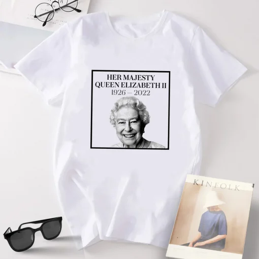 Thank You For Memmories 1926 -2022 RIP Queen Elizabeth T-Shirt