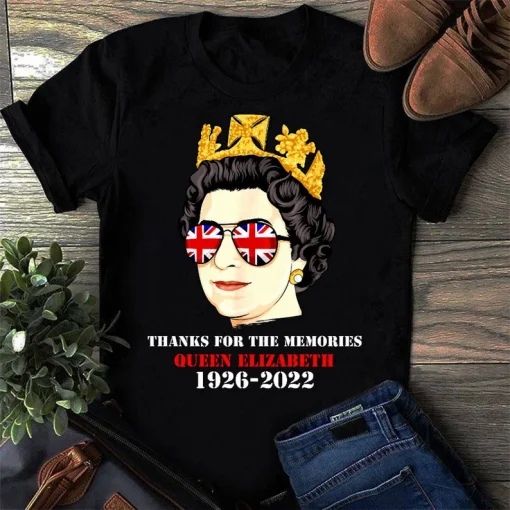 Thank You For The Memories Queen Elizabeth 1926-2022 End Of An Era T-Shirt