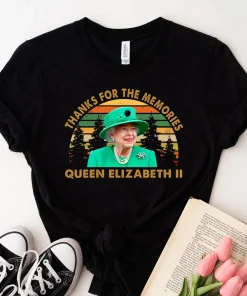 Thanks For The Memories The Queen Elizabeth II 1926-2022 T-Shirt