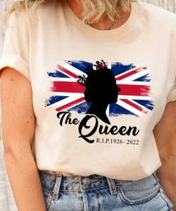 The Queen RIP 1926 - 2022 Majesty The Queen Elizabeth II T-Shirt