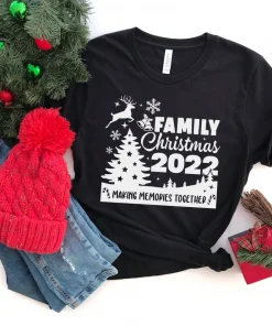 Family Christmas 2022 Making Memories Together T-Shirt