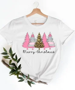 Leopard Christmas T-shirt