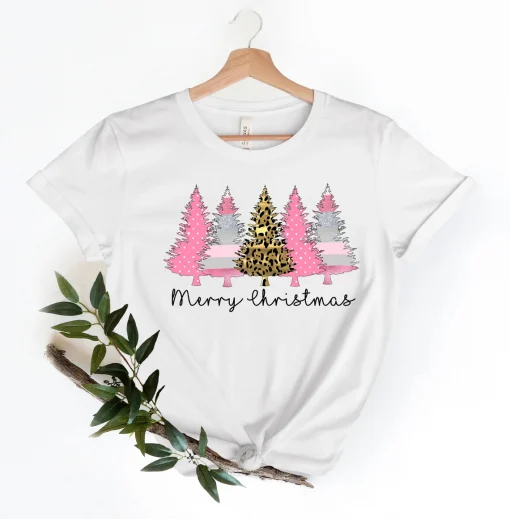 Leopard Christmas T-shirt