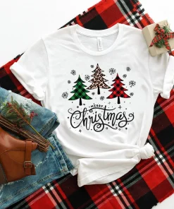 Leopard Print Christmas T-Shirt