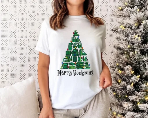 Merry Bookmas Christmas T-Shirt