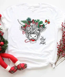 Merry Christmas Heifers Christmas Cow T-shirt