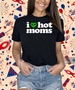 Dannyduncan69 I Heart Hot Moms Alien Tee-Unisex T-Shirt